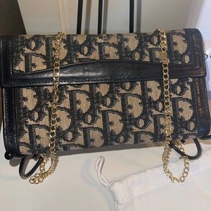 💯 Authentic Vintage Christian Dior Wallet on Chain